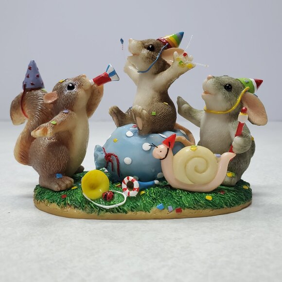 Charming Tails "Party Animals" Figurine Collectible - Picture 4 of 9